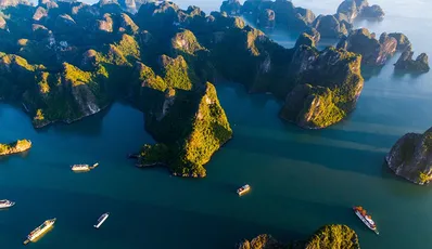 Baie de Bai Tu Long : Ce qu'il faut savoir sur les croisières et les excursions