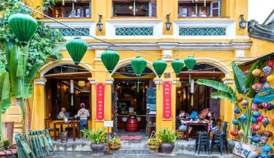 Meilleurs restaurants à Hoi An : Un guide ultime pour les amateurs de cuisine à la recherche de saveurs traditionnelles.
