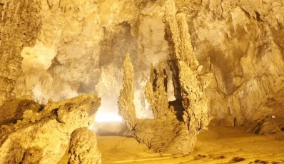 Grotte de Nguom Ngao, une destination touristique incontournable à Cao Bang