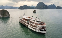 Emeraude Classic Cruise Halong Bay
