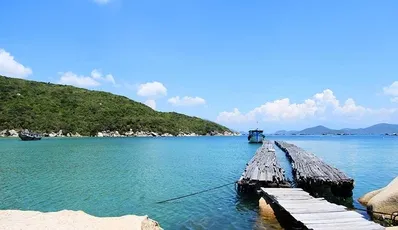 How to Get from Hoi An to Nha Trang?