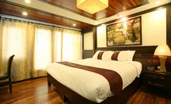 Indochina Sails Suite Cabin
