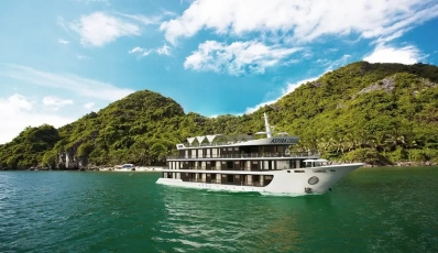 Jonque Aspira dans la baie d'Halong - Représentant exceptionnel des croisières de luxe