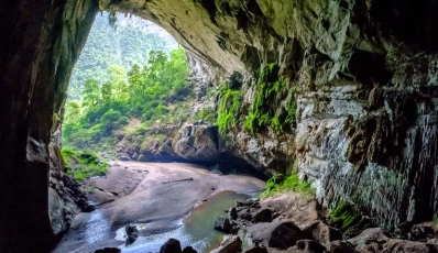 En Cave Quang Binh - The 3rd LARGEST CAVE wonder in the world
