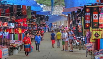 Ethnic Markets in Vietnam You Should Visit At Least Once