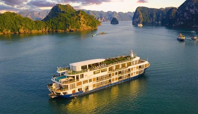 Mon Chéri Cruise Halong Bay - One of The Best Mobile 5-Star Resort