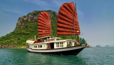 Prince Junk Halong Bay - Complete Guide For Private Cruise 2024