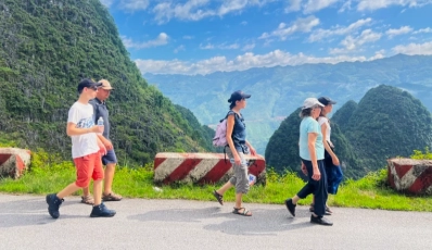 Trekking &agrave; Ha Giang: randonn&eacute;es et paysages du nord du Vietnam