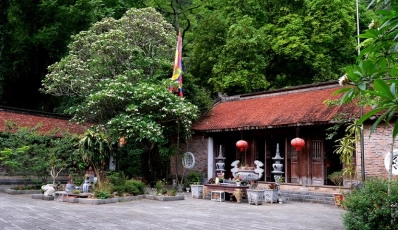 Thung La Travel Guide - A Sacred Wonder in Ninh Binh