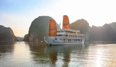 UniCharm Cruise - Halong Bay Cruise Catalog