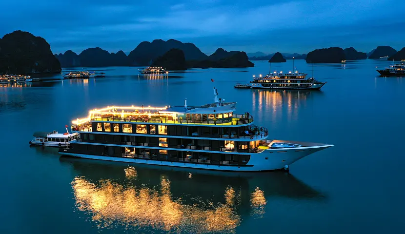 Doris Cruise Halong Bay - Truly 5-star Cruise Experiencing Lan Ha Bay