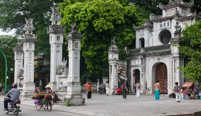 Thăng Long Tứ Trấn - Four Sacred Temples Protecting Hanoi