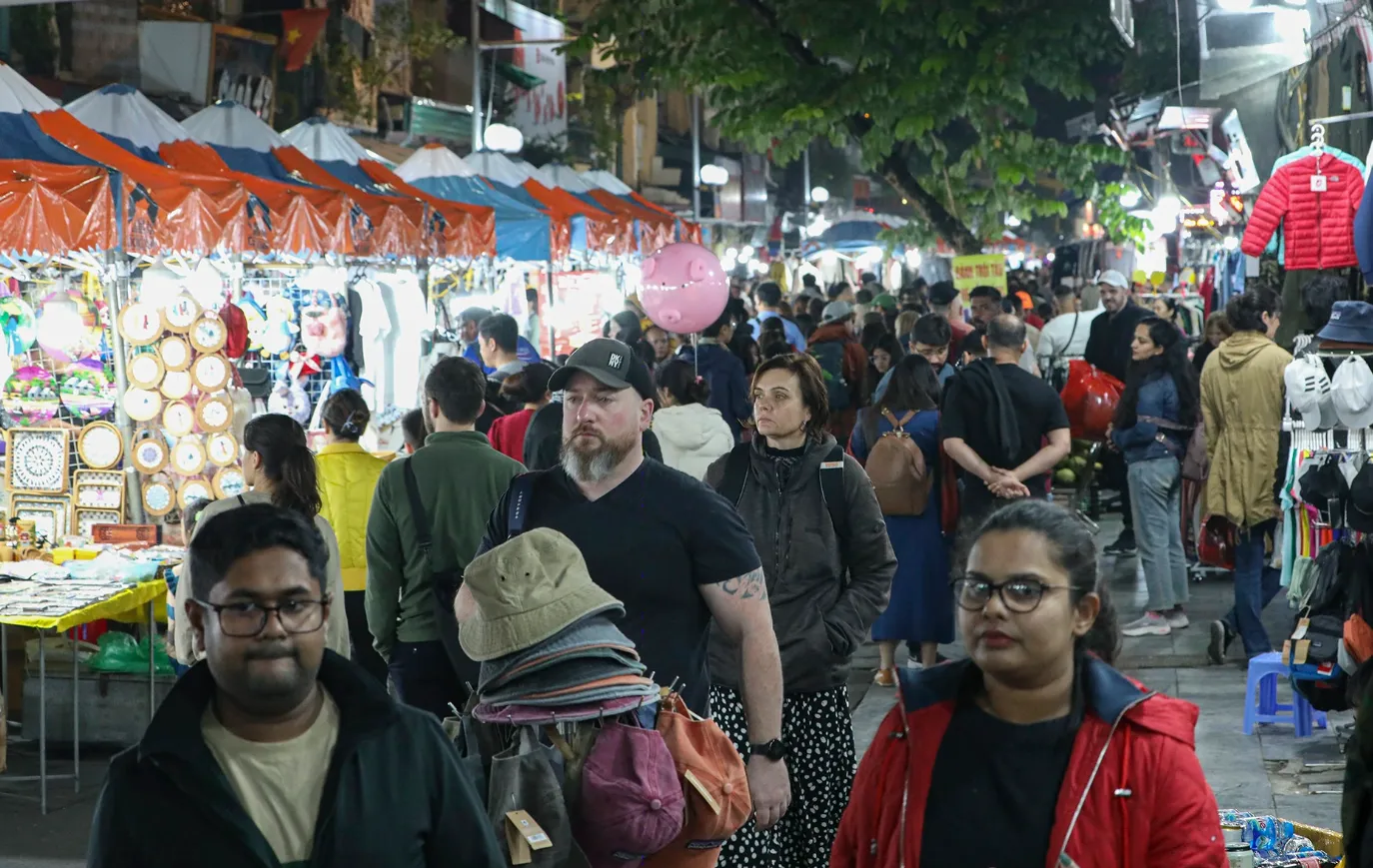 Os 5 melhores mercados noturnos de Hanói para que tenha uma experiência local autêntica
