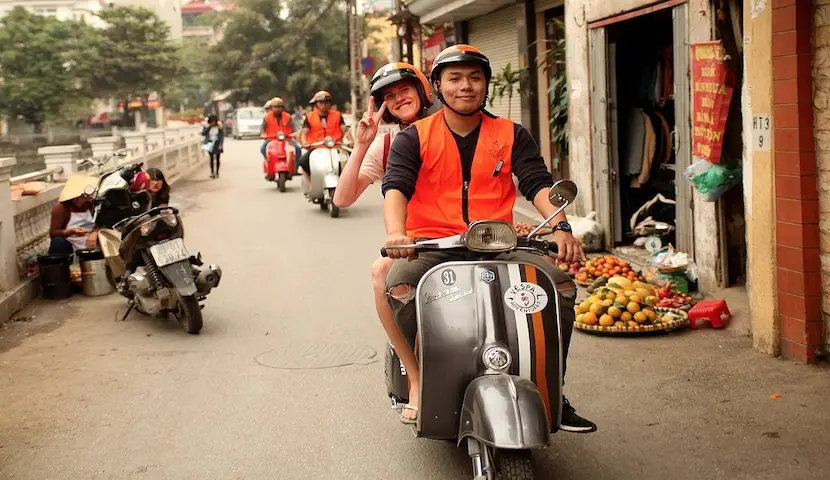 Vespa Tour Hanoi - Explore Hanoian Life After Dark