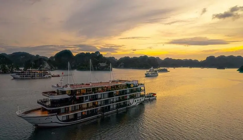 Admiring Bai Tu Long Bay on the 4-Star La Regina Classic Cruise