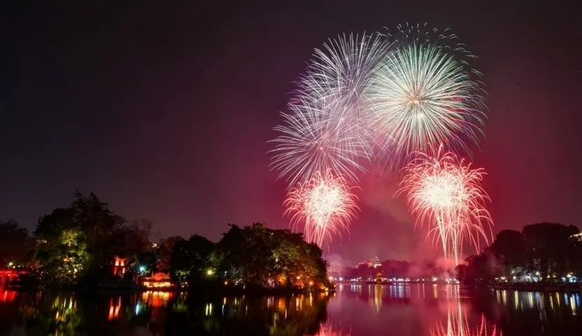 Vietnam New Year Holiday Guide: Weather, celebrations & peak season Booking tips