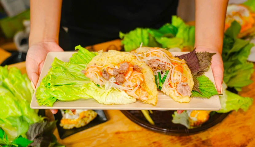 How to Eat Banh Xeo: A Traveller’s Guide to Vietnam’s Crispy Pancake