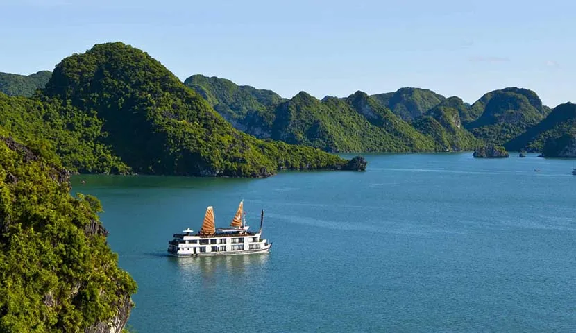 How to get from Hanoi to Halong ?