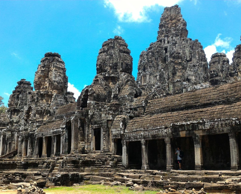 the ruin of angkor wat