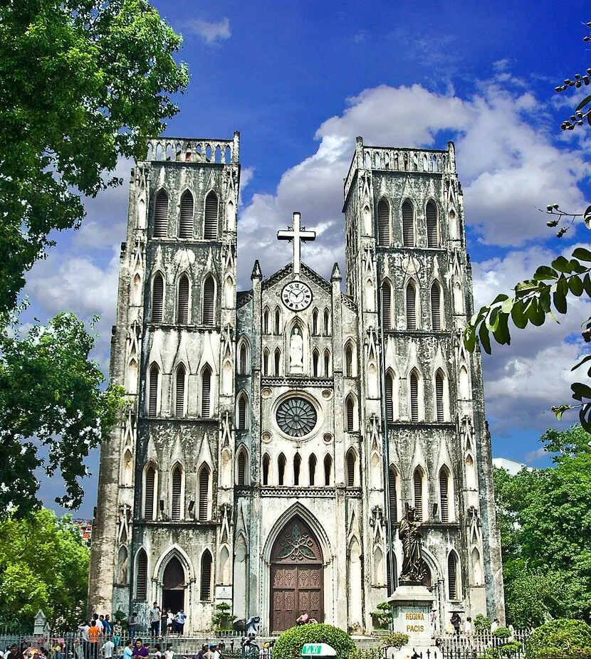architettura francese hanoi cathedrale