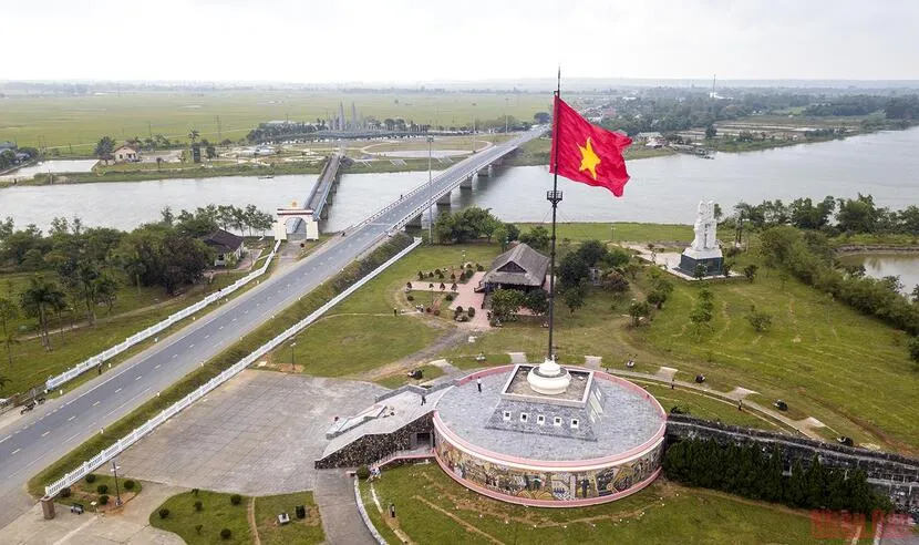 asta bandiera DMZ vietnam