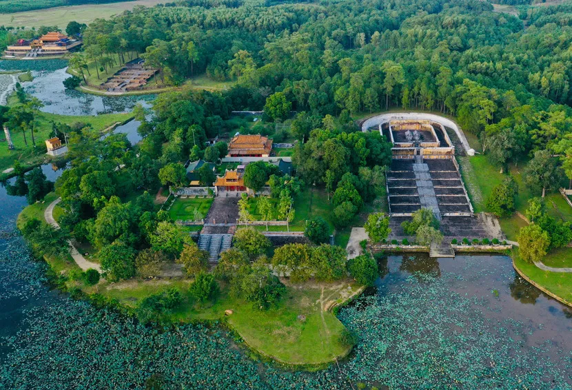 attractions in hue gia long king mausoleum