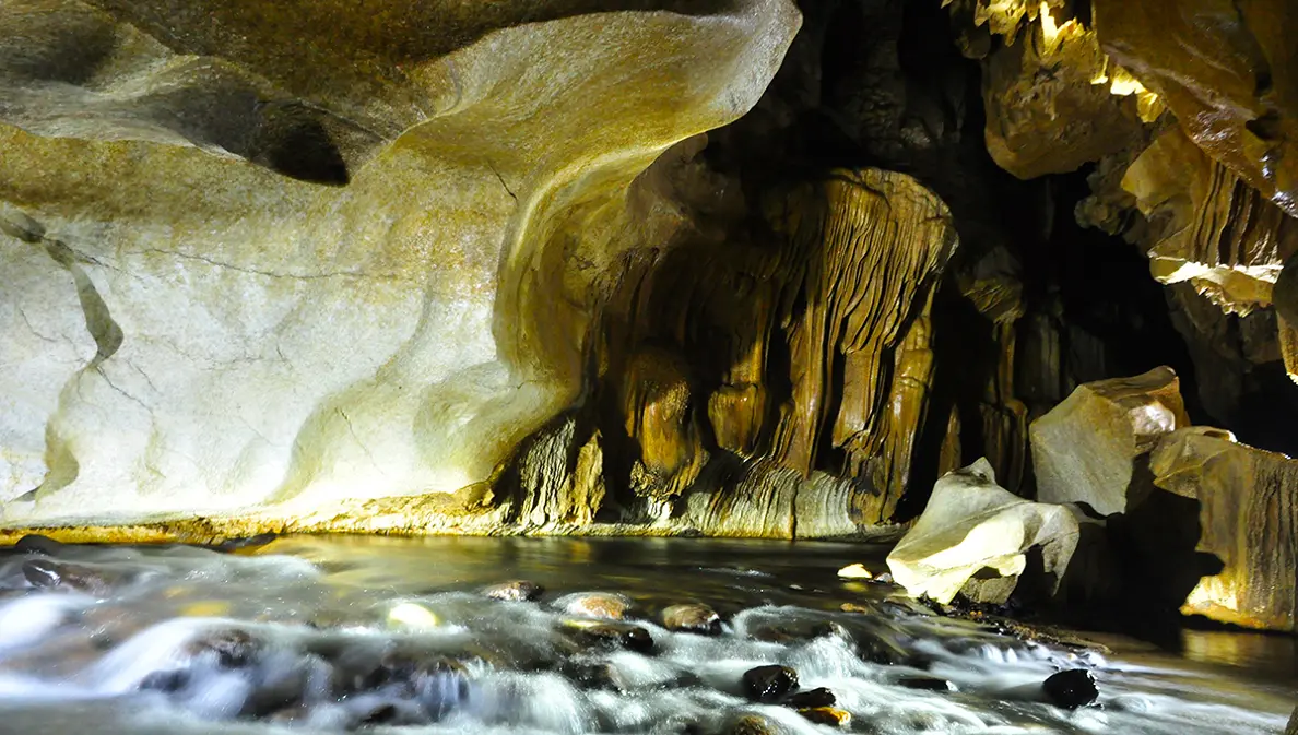 Ba Be National Park cave 1