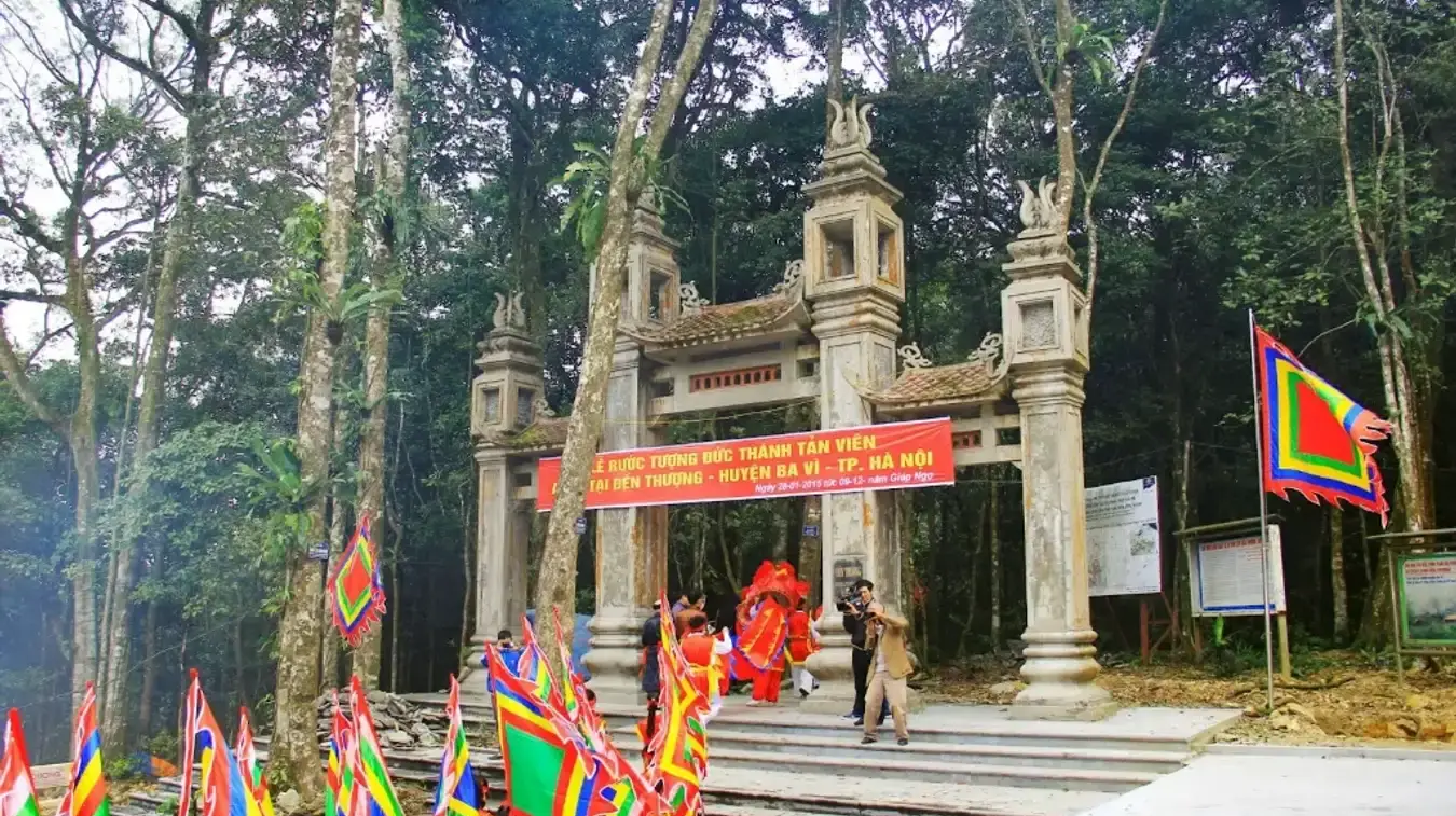 Ba Vi National Park thuong temple