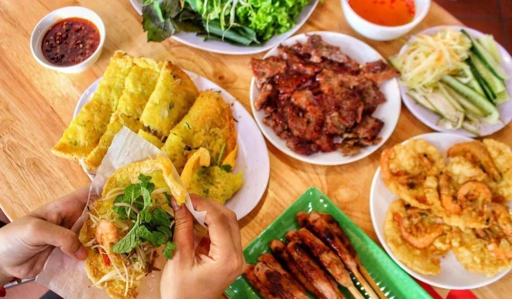 Ban xeo & Nem Lui di Da Nang