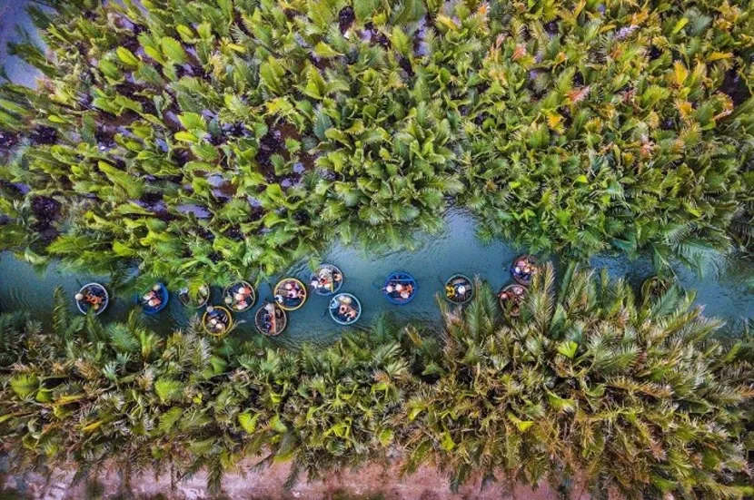 basket boat ride in hoi an from aerial view