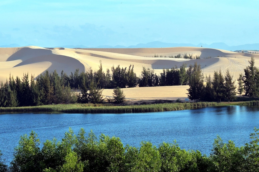 mui ne travel guide white sand dunes