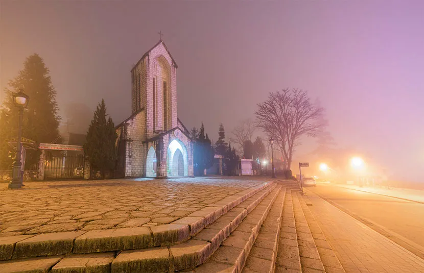 sapa church in winter
