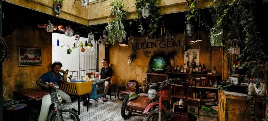 best cafe in hanoi hidden gem