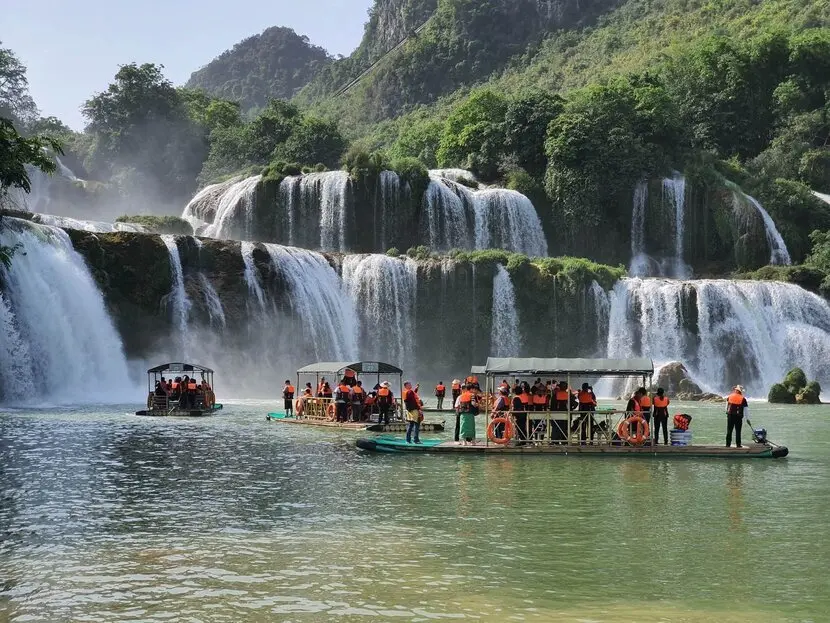 best time to visit ban gioc waterfall