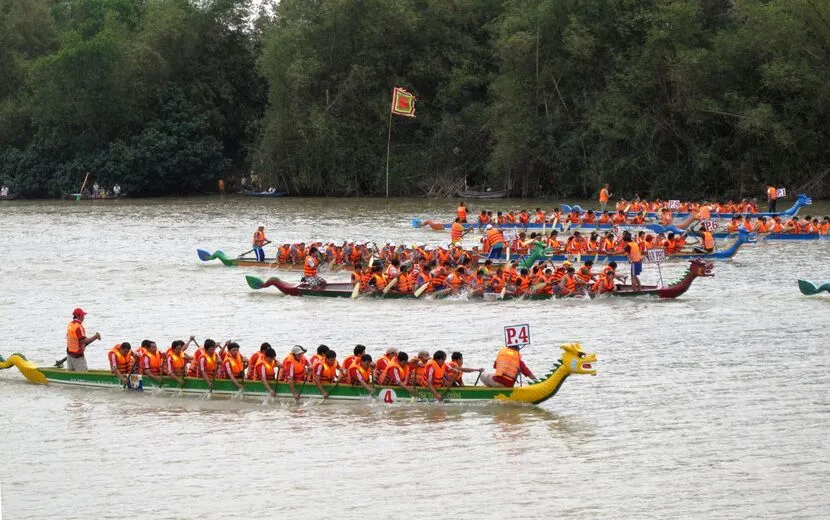 periodo migliore da nang feste festival regate barche