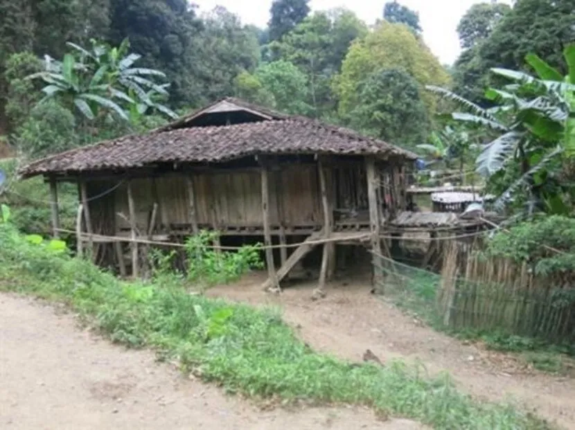 casa etnica di lo lo khuoi khon cao bang 2