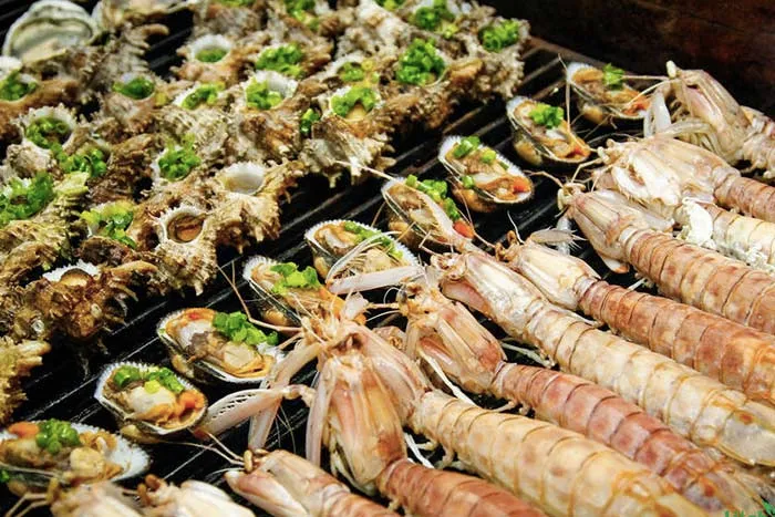 best things to do in cat ba seafood