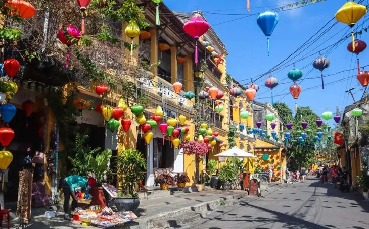 places to visit in central vietnam hoi an