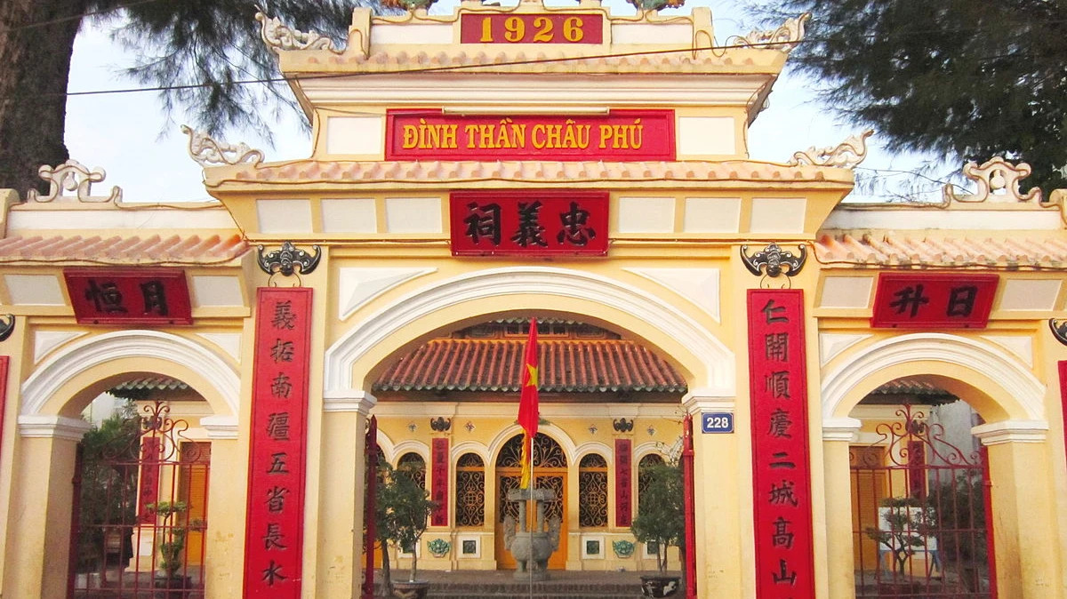 tempio di chau phu chau doc