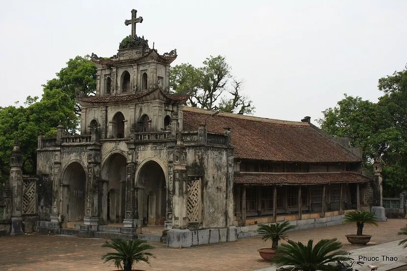 cathédrale de Phat Diem ninh binh 