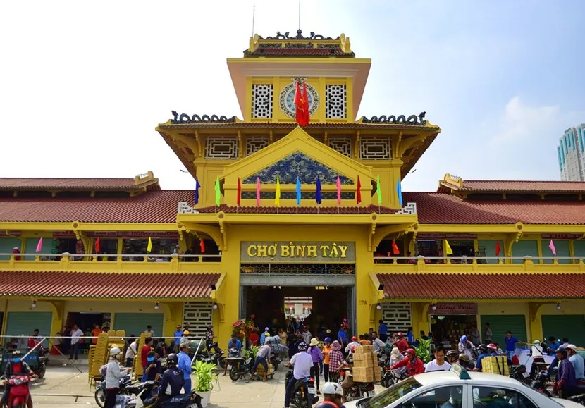 ho chi minh chinatown binh tay market