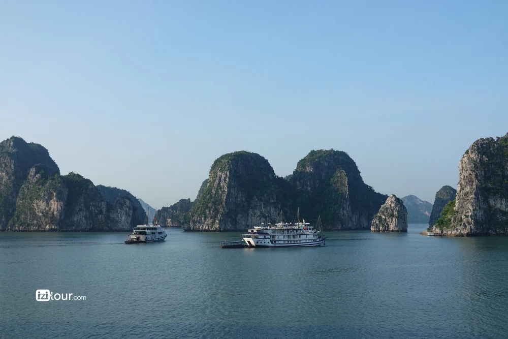 Ha Long Bay in November
