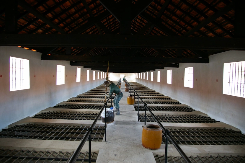 con dao island prison system