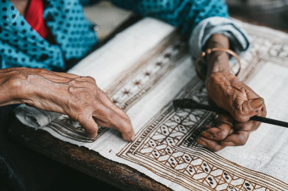 Historical Significance of Hmong Embroidery in Lung Tam Village