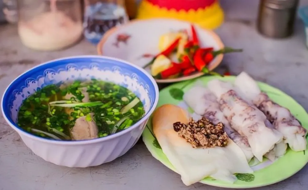 Crêpes de riz vapeur à l’œuf à Ha Giang