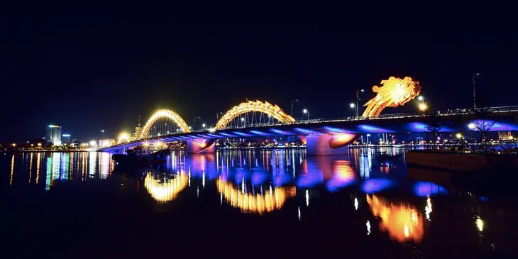 da nang city attractions dragon bridge