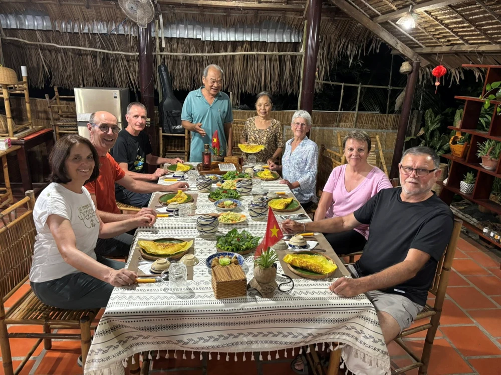 enjoy meals at a mekong homestay