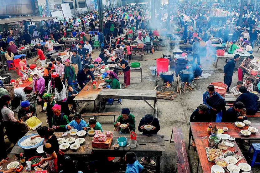 ethnic market in vietnam meo vac