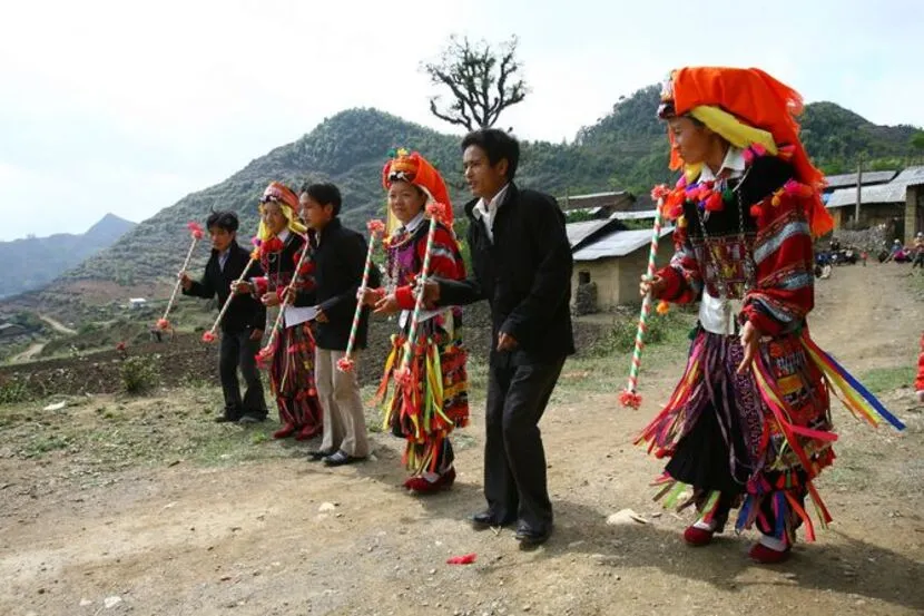 wedding of lo lo ethnic group in ha giang