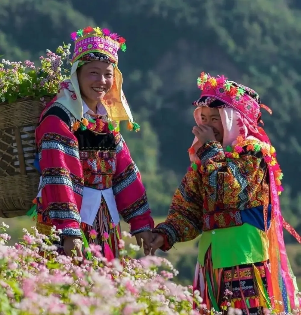 Etnia Mong nel villaggio di Lung Tam